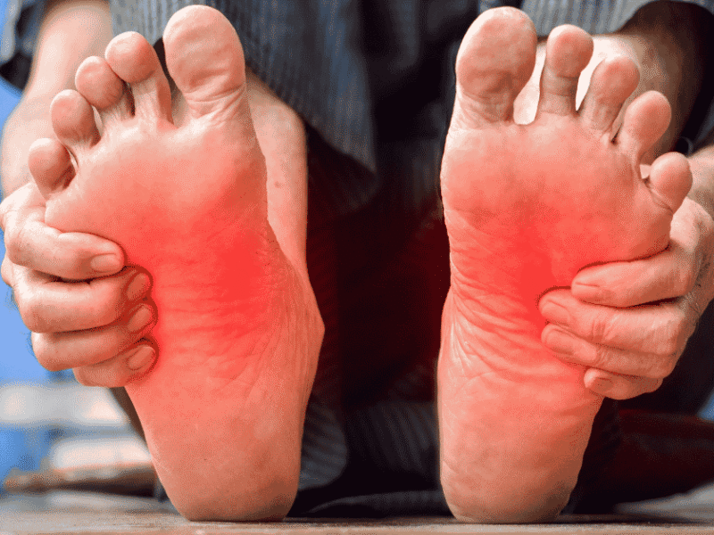 Living with Peripheral Neuropathy: Early Warning Signs You Shouldn’t Ignore Living with Peripheral Neuropathy: Early Warning Signs You Shouldn’t Ignore